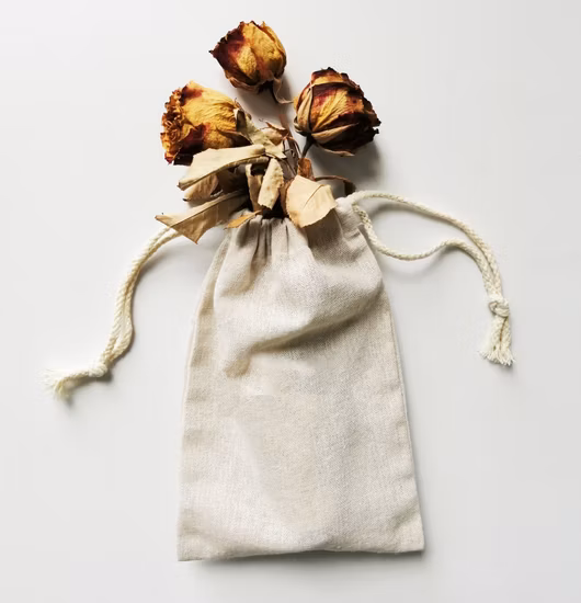 Washable and Reusable Customized 65% Cotton 35% Linen Drawstring Pouch in Natural